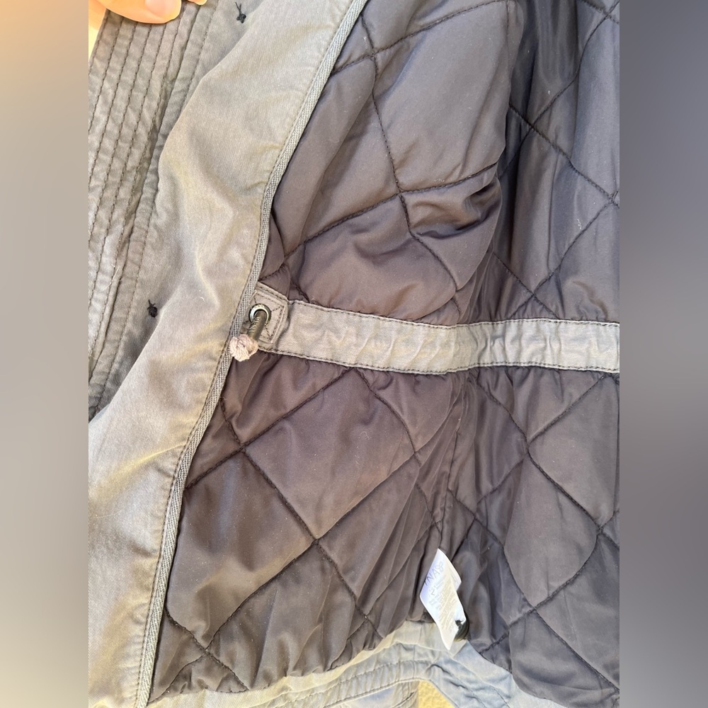 ⛄️TNA Gray Quilted Jacket - Picture 7 of 9